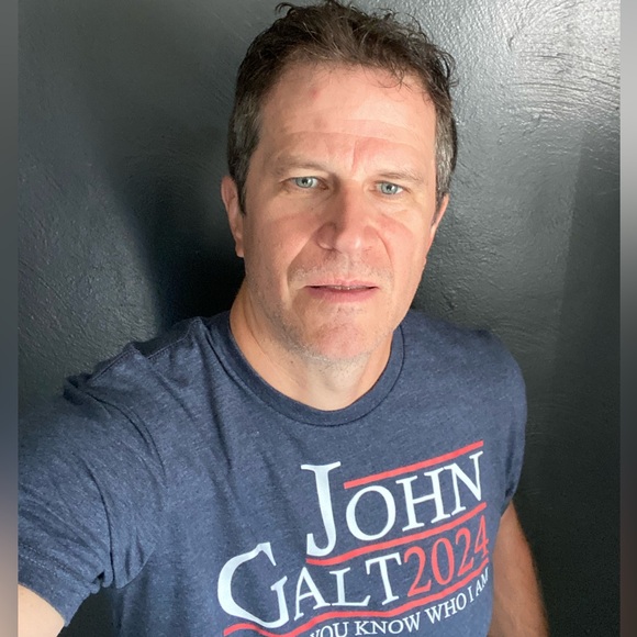 Meet your Posher, Andrew - Picture 1 of 1